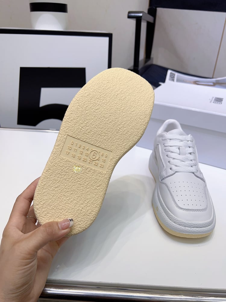 حذاء رياضي كاجوال Margiela MM6 جديد برأس مربع ومقعد سميك