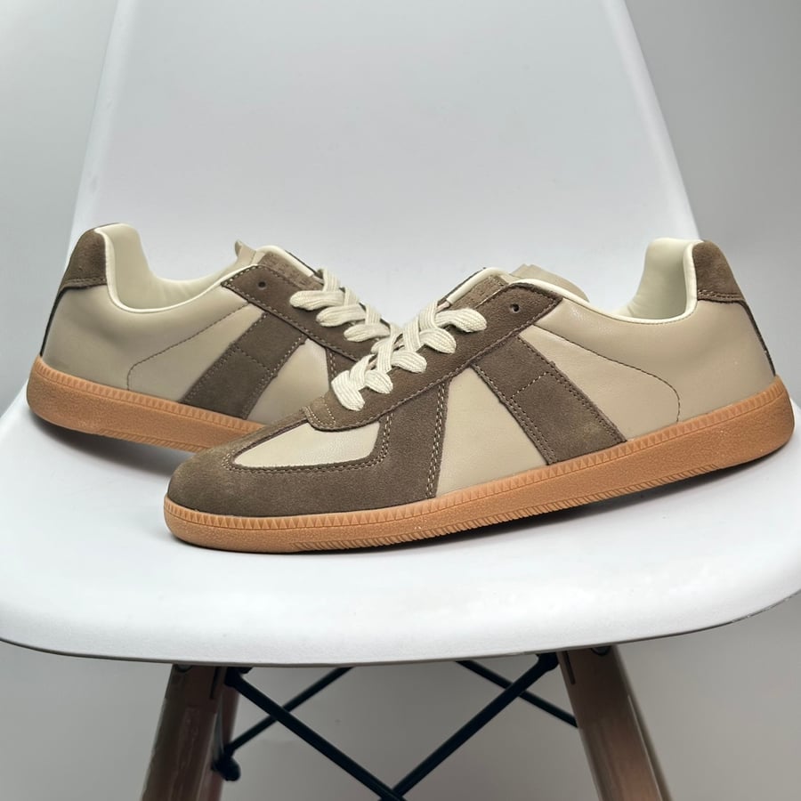 حذاء رياضي من جلد العجل من Maison Margiela