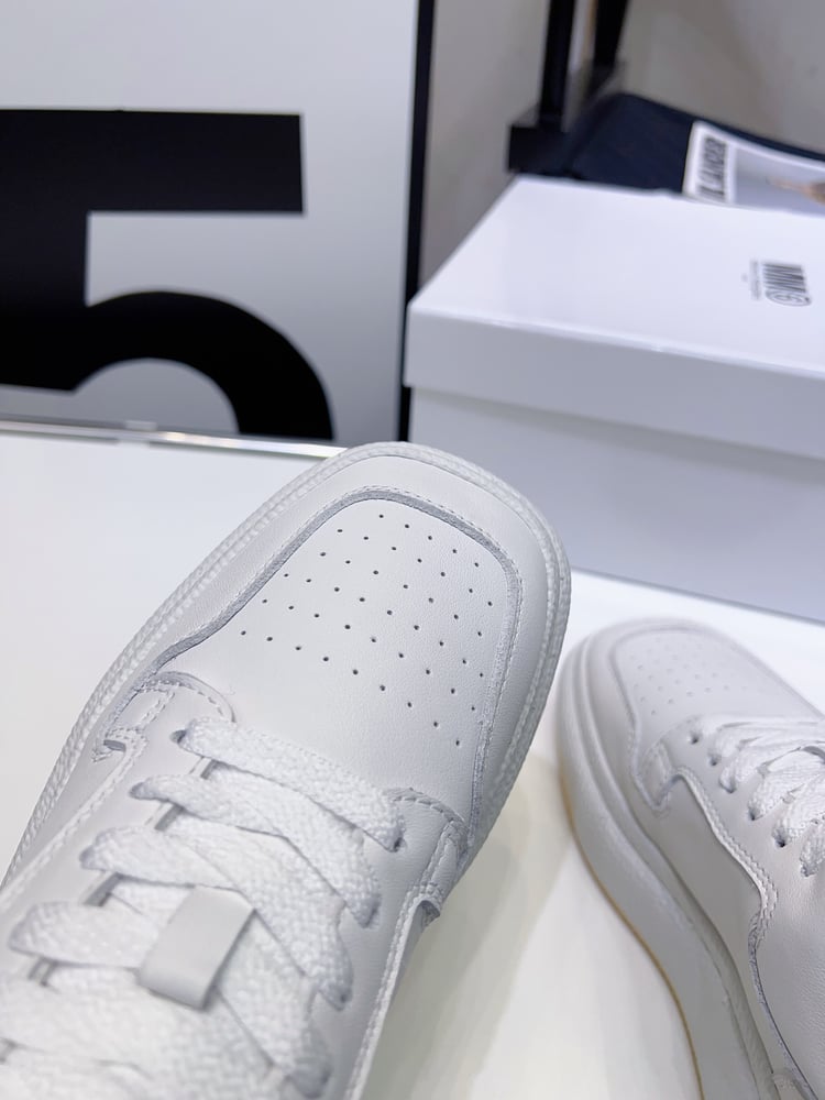 حذاء رياضي كاجوال Margiela MM6 جديد برأس مربع ومقعد سميك