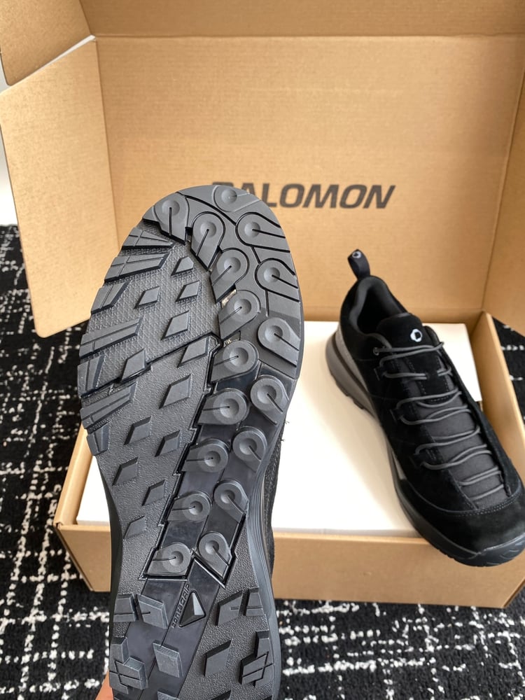 حذاء رياضي كاجوال للخارجية من Salomon x MM6 لون اسود