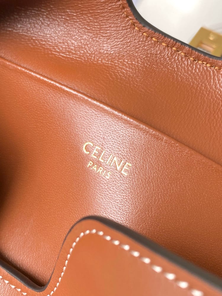 CELINE حقيبة كاميل الجديدة بلون بني