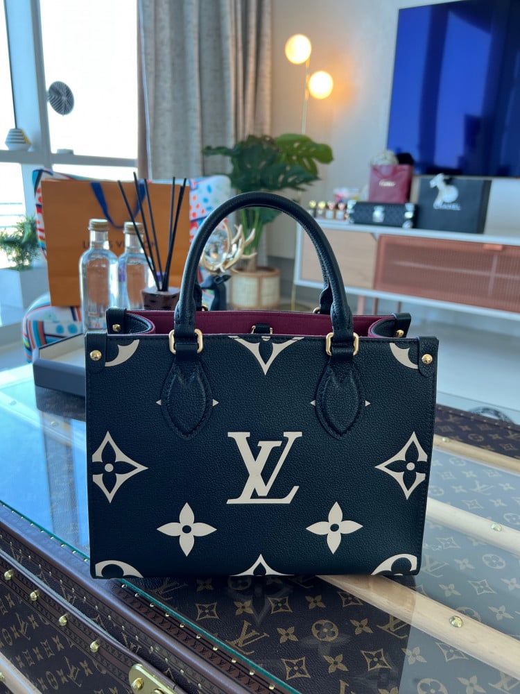 لوي فيتون ONTHEGO PM مقاس 25cm