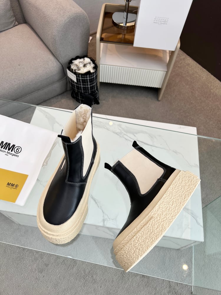 أحذية Margiela بتصميم عتيق نعل سميك