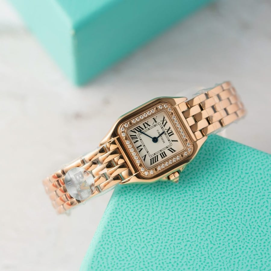 cartier panthere  rose gold with diamond bezel 22mm