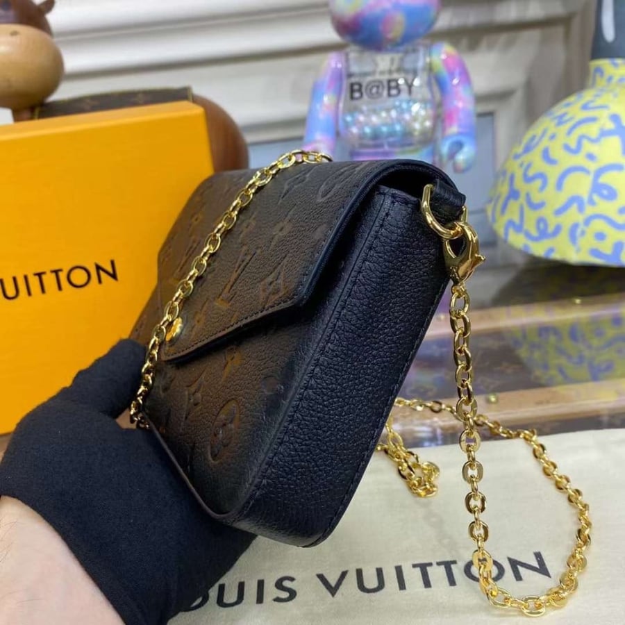 لوي فيتون FÉLICIE POCHETTE مقاس21cm