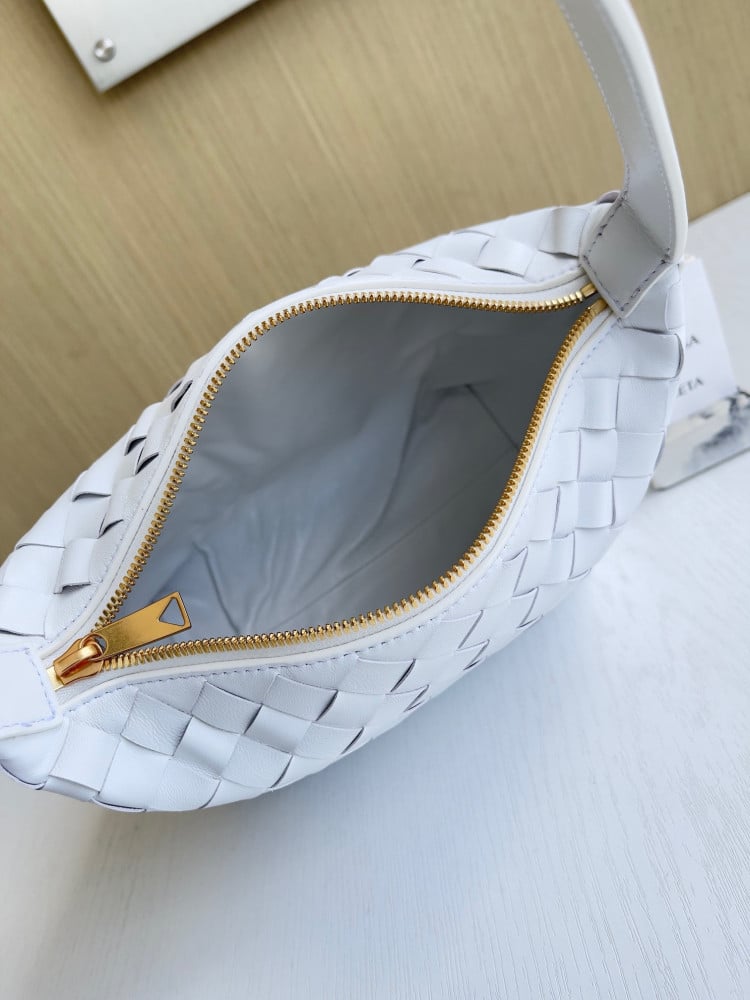بوتيقا Wallace Shoulder مقاس 20cm