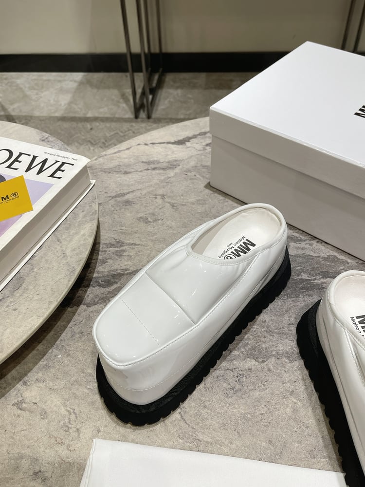 أحذية MM6 Margiela الجديدة ذات النعل السميك