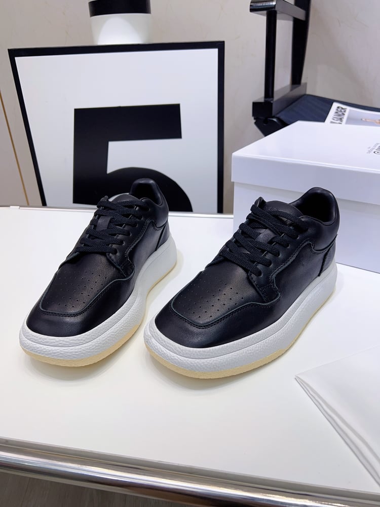 حذاء رياضي كاجوال Margiela MM6 جديد برأس مربع ومقعد سميك