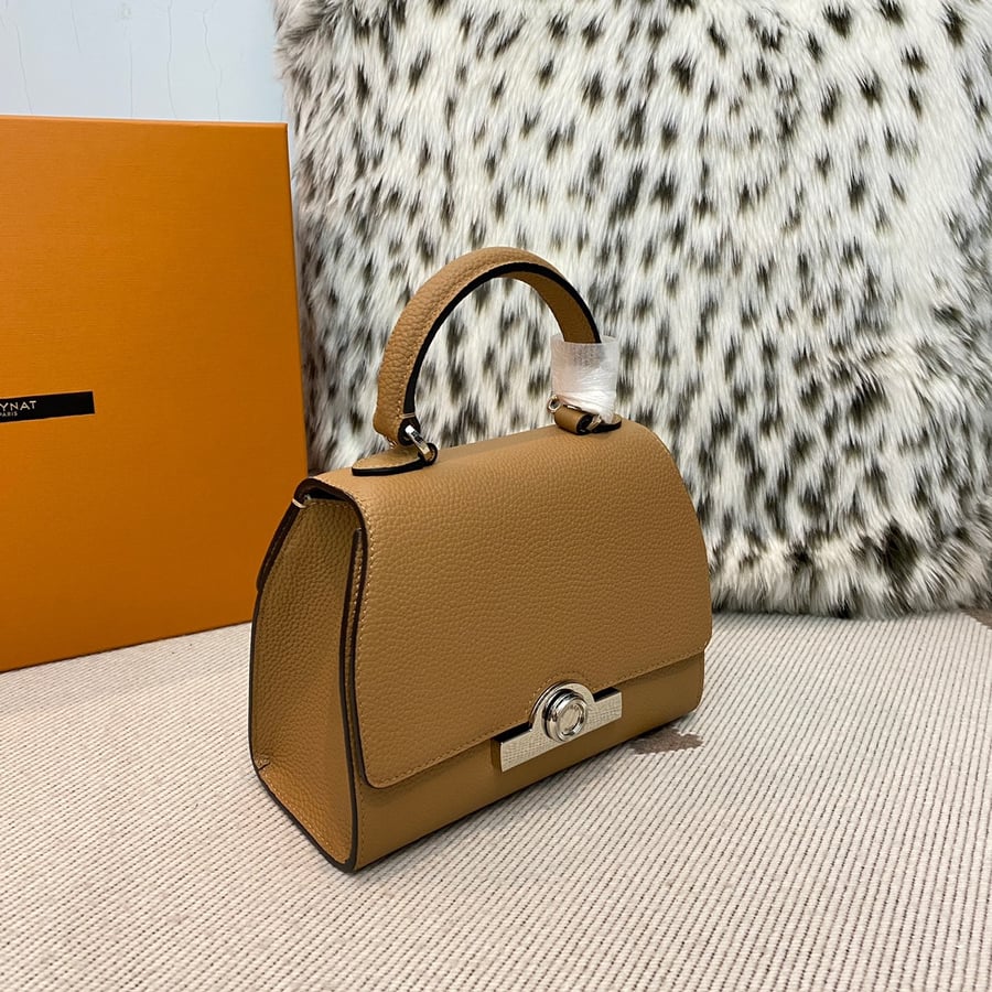حقيبة Moynat ميني Rejane الكلاسيكية بلون بني-ذهبي