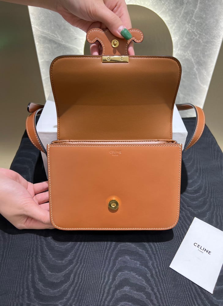 سيلين TEEN TRIOMPHE مقاس 18.5cm