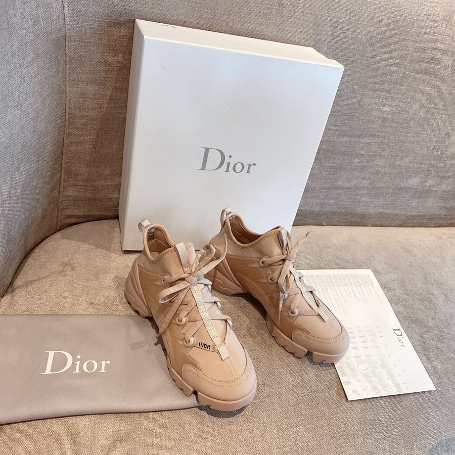 النسخة الراقية من حذاء Dior shoes-Cruise