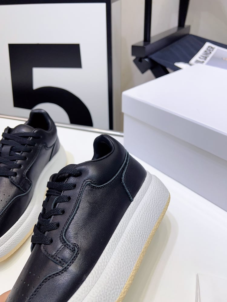 حذاء رياضي كاجوال Margiela MM6 جديد برأس مربع ومقعد سميك