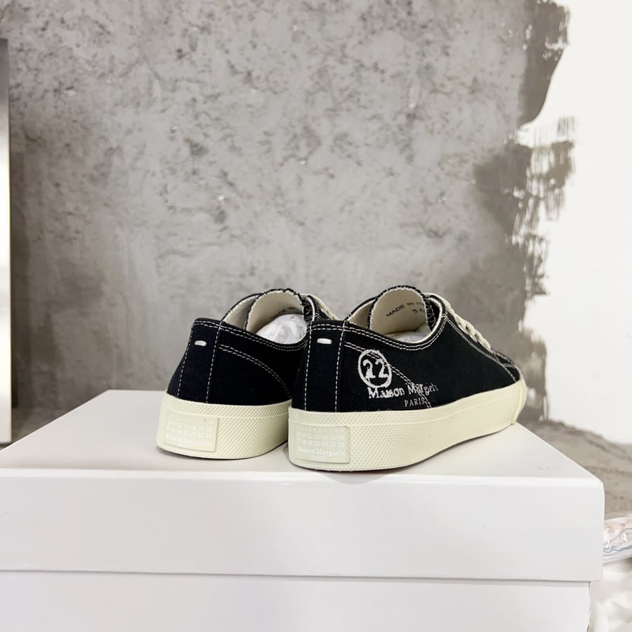 حذاء رياضي كاجوال كلاسيكي من MM6 Margiela Forrest Gump بتصميم ريترو