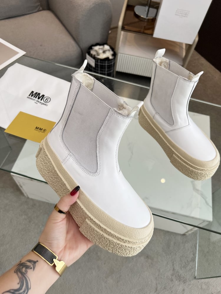أحذية Margiela بتصميم عتيق نعل سميك