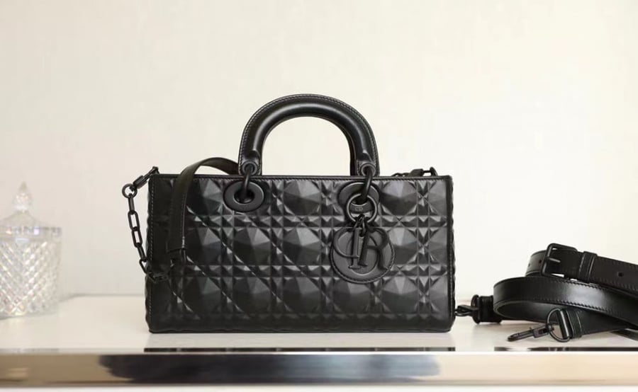 ديور دي جوي مقاس 26cm
