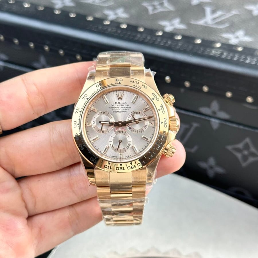 Rolex daytona 116505 yellow gold 40mm