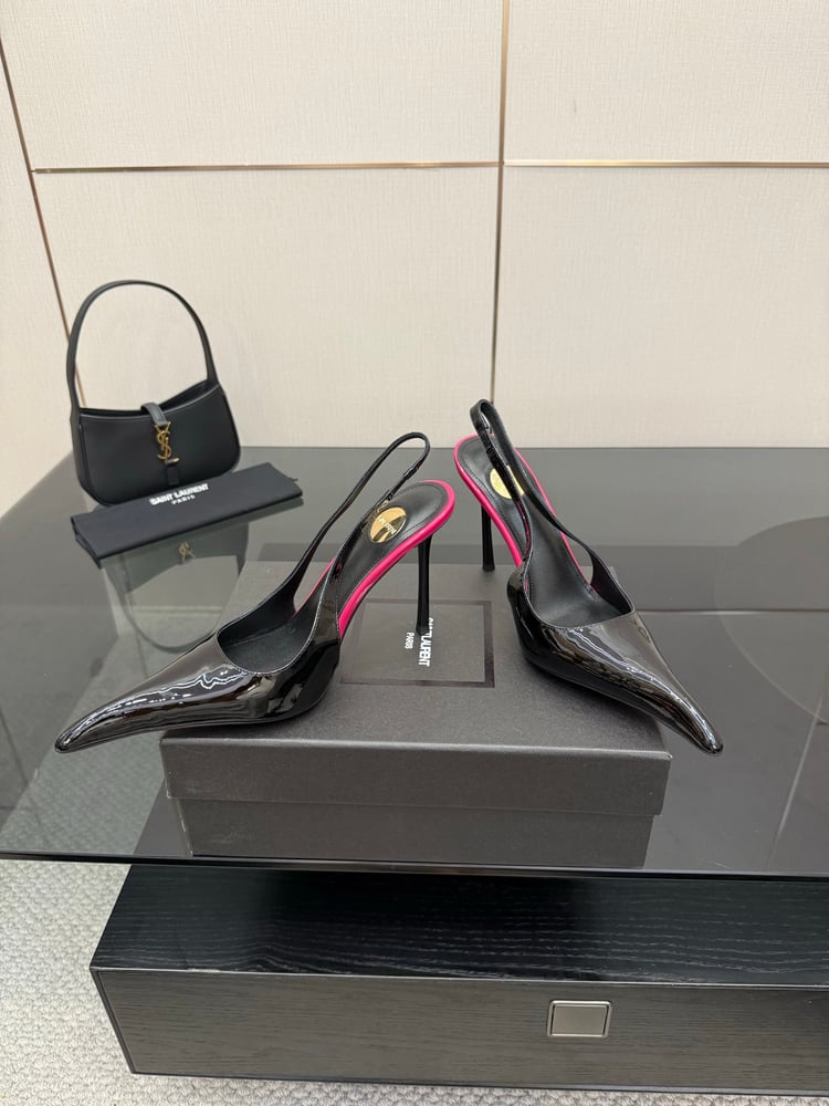 حذاء Saint Laurent Dune Slingback بكعب عالٍ من الجلد الأسود اللامع