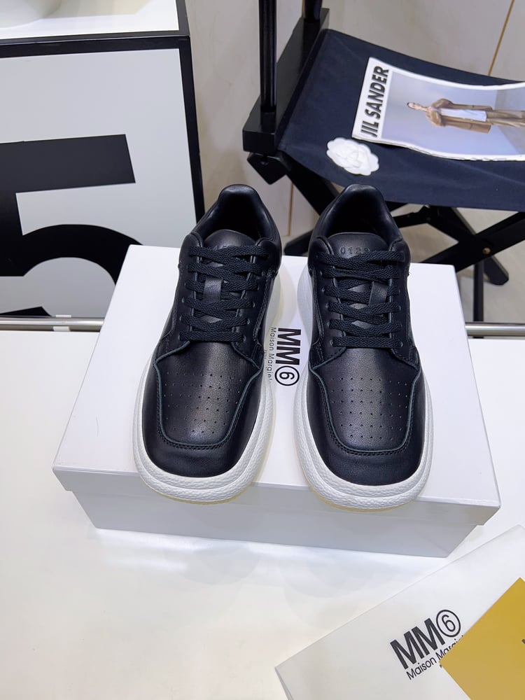 حذاء رياضي كاجوال Margiela MM6 جديد برأس مربع ومقعد سميك