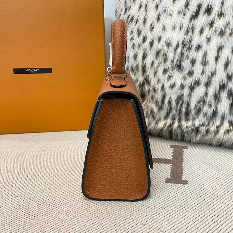 حقيبة Moynat ميني Rejane الكلاسيكية بلون القرفة