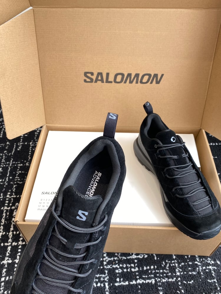 حذاء رياضي كاجوال للخارجية من Salomon x MM6 لون اسود