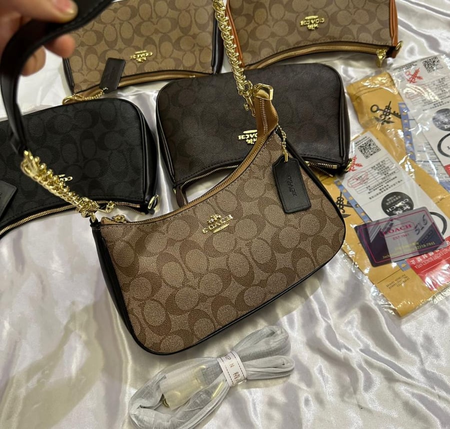 شنط كوتش شنطه شنطة COACH