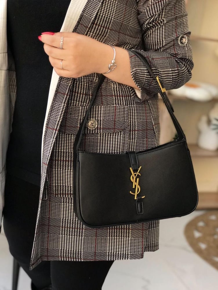 شنط  و حقائب ماركة SAINT LAURENT