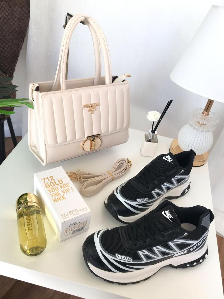 شوز وشنطه ماركة برادا شوزات ماركه وشنط ماركة Prada مع توابع الماركة