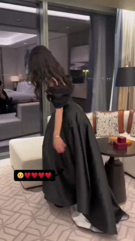 فستان نسائي سهرات فساتين عقد فساتين سهرة فساتين مناسبات