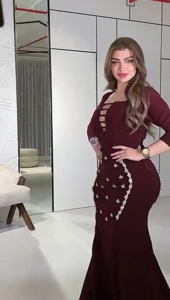 فستان نسائي كريب تطريز