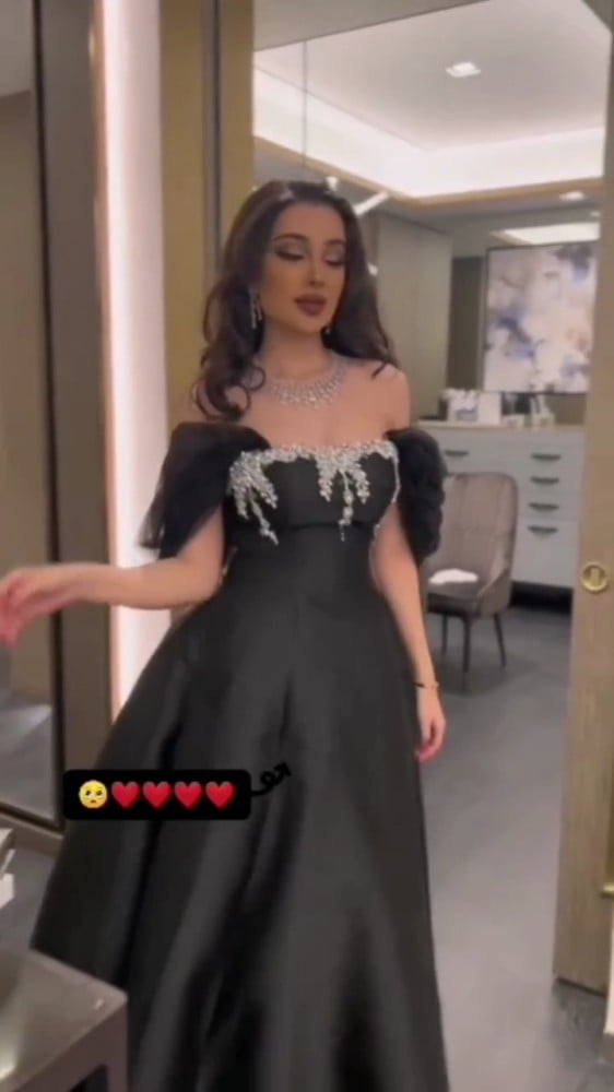 فستان نسائي سهرات فساتين عقد فساتين سهرة فساتين مناسبات
