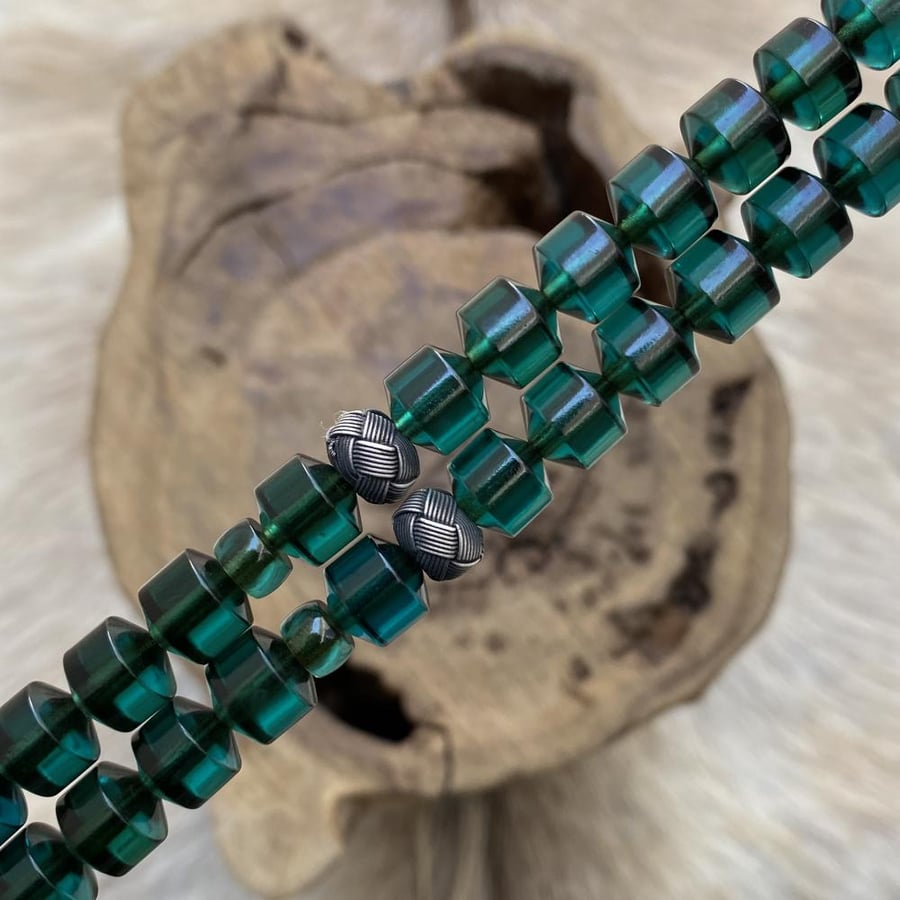 Saffron-colored rosary - Silver Tarbouzona