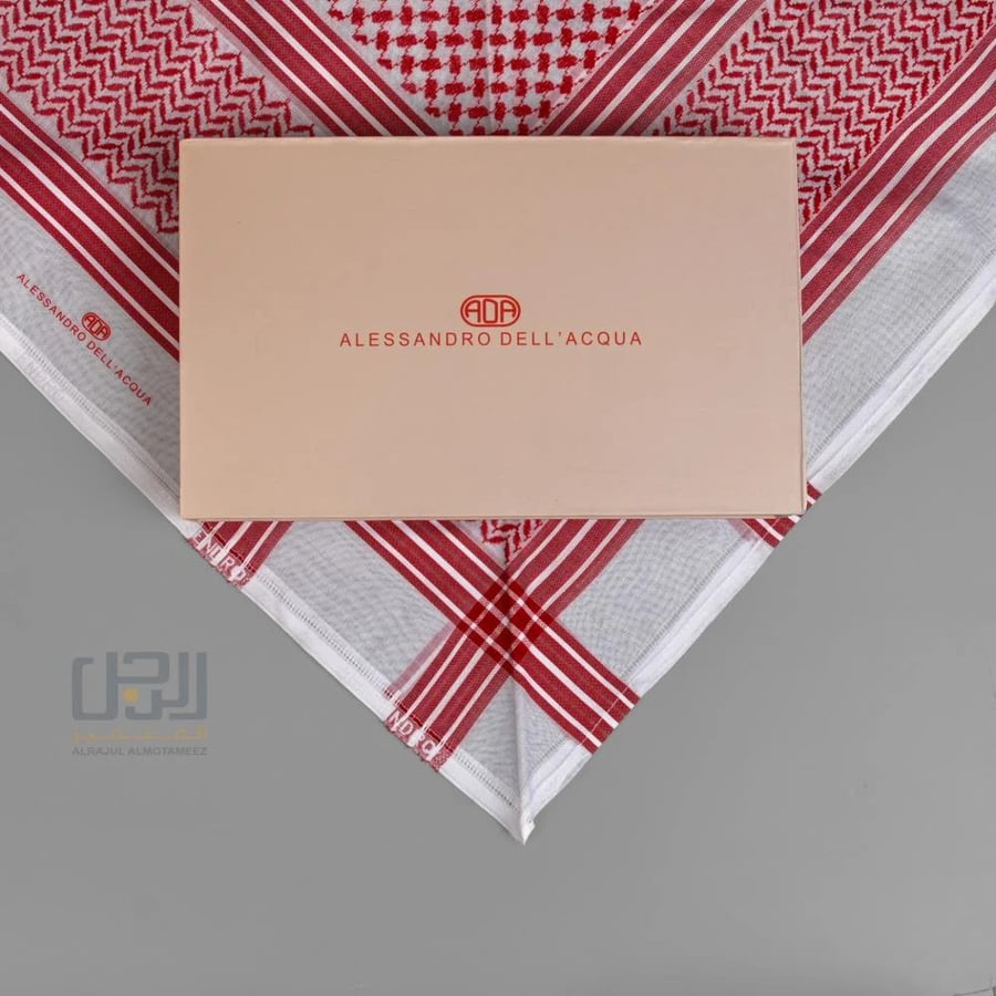 شماغ احمر اليساندرو ديل اكوا