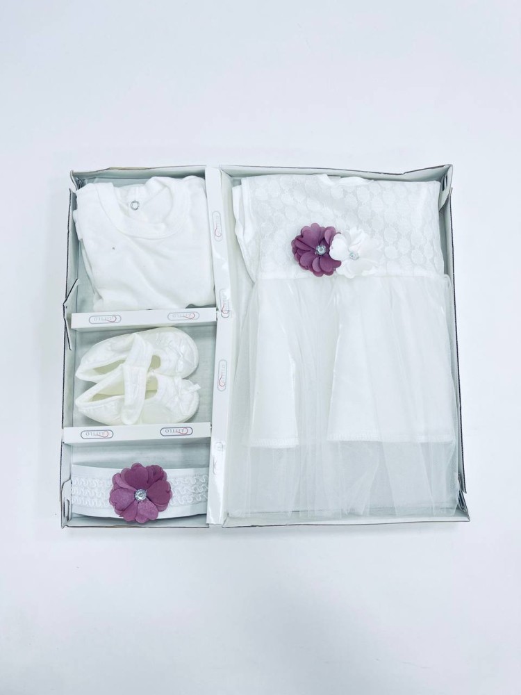 طقم هدية فستان مواليد مكون من 4 قطع