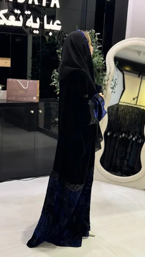 عبايه مذهله كحلي