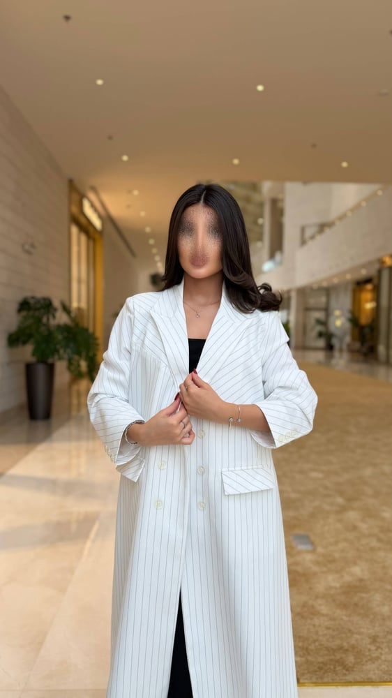 بليزر كلاسيكي مخطط أبيض | 307