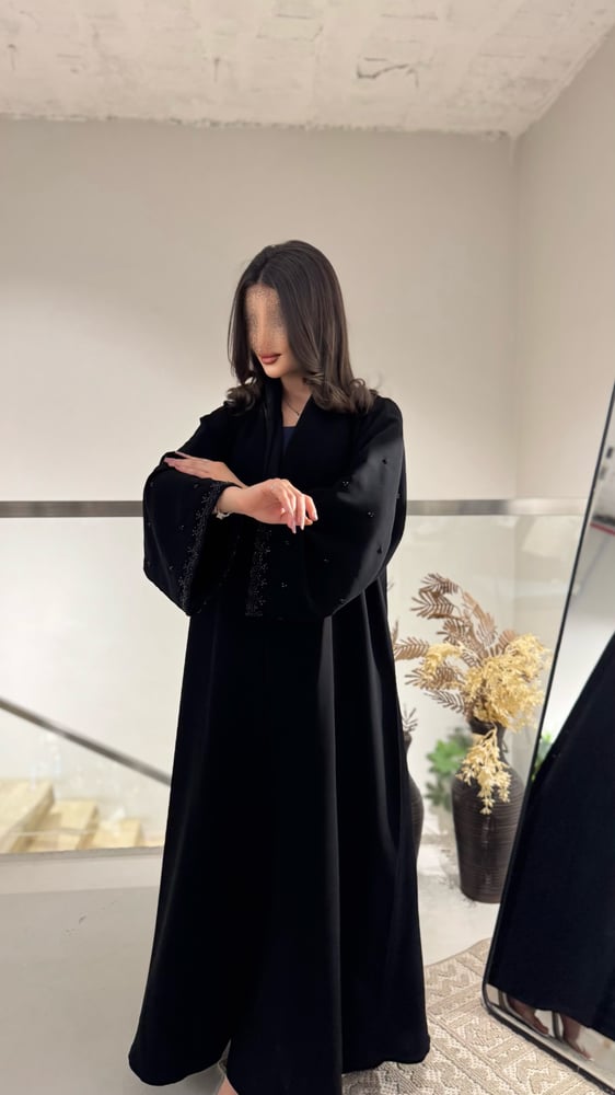 عبايه vip شك اكمام