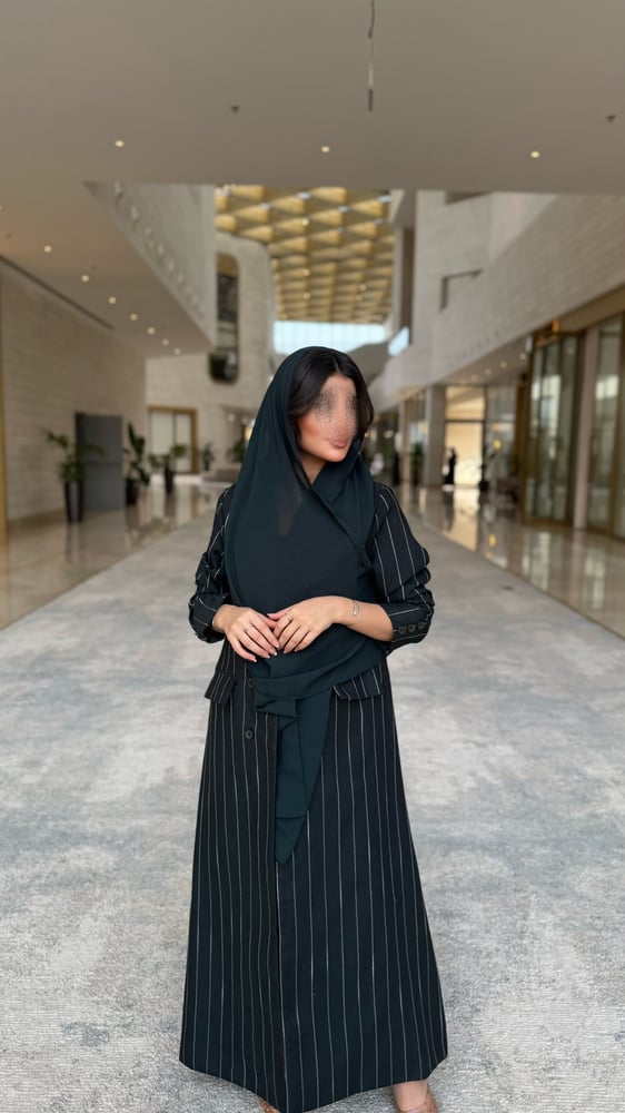 بليزر قماش لينن زيتي مخطط عريض