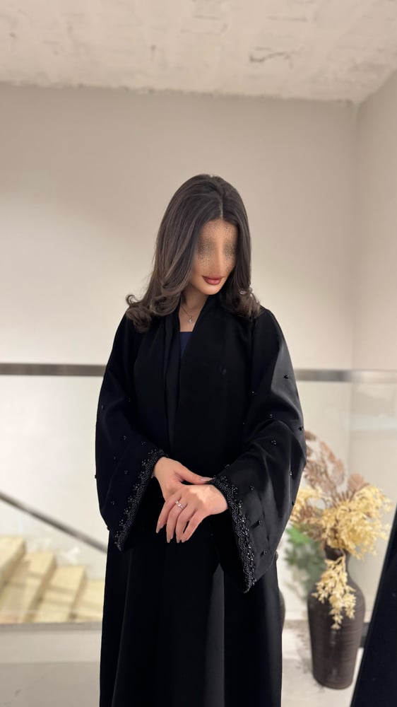 عبايه vip شك اكمام