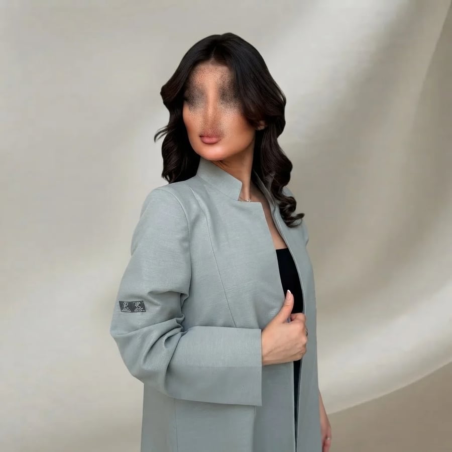 عباية بليزر كريب تيفاني مبطنة