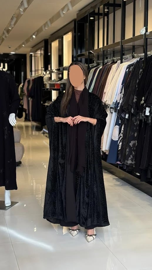 عباية قصه قطري مخمل مشجر