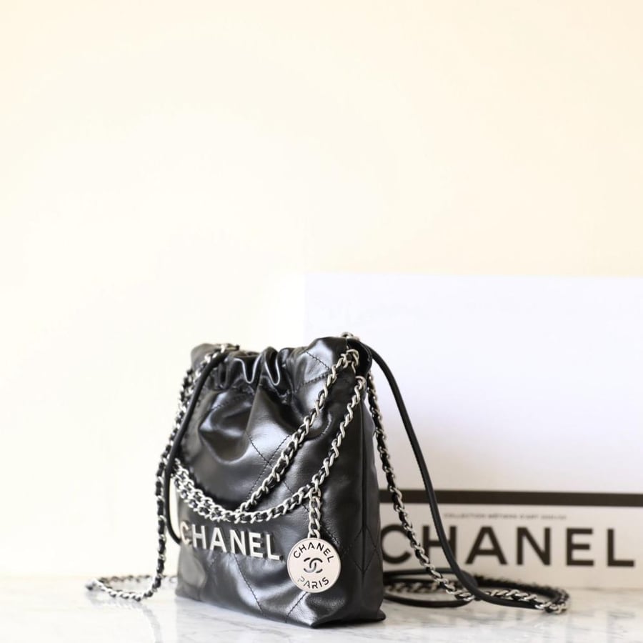 Chanel 22bag mini shiny calfskin