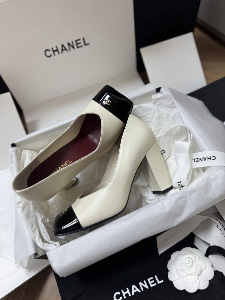 Chanel 26s