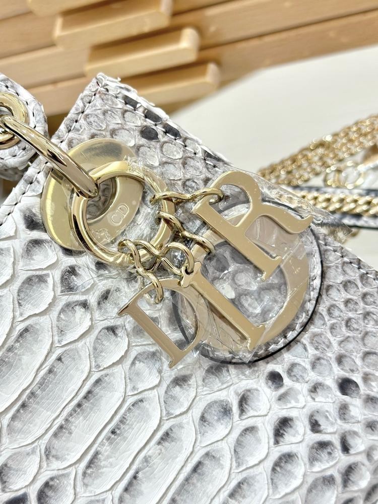 Mini lady dior