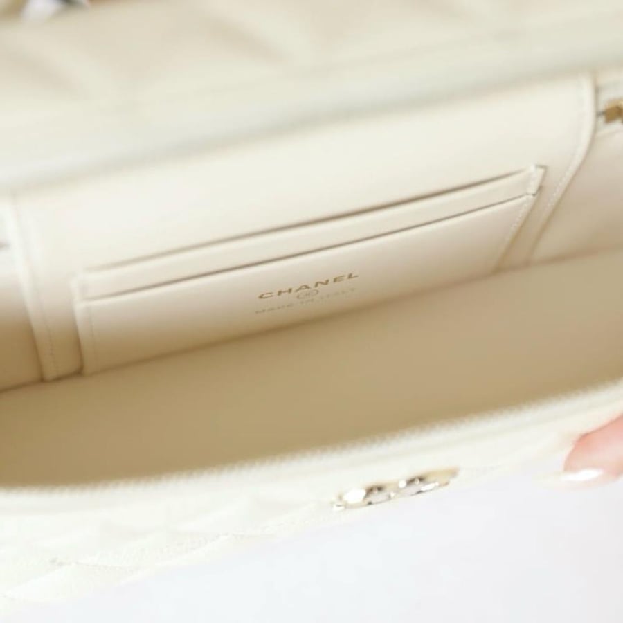 Chanel 25c