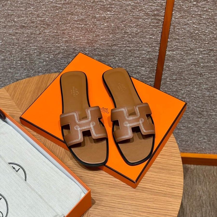 Hermès Gold Oran swift Sandals