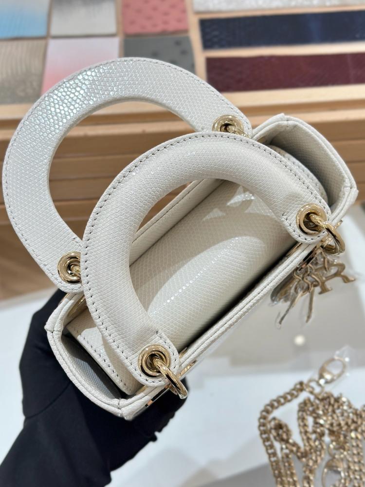 Mini lady dior