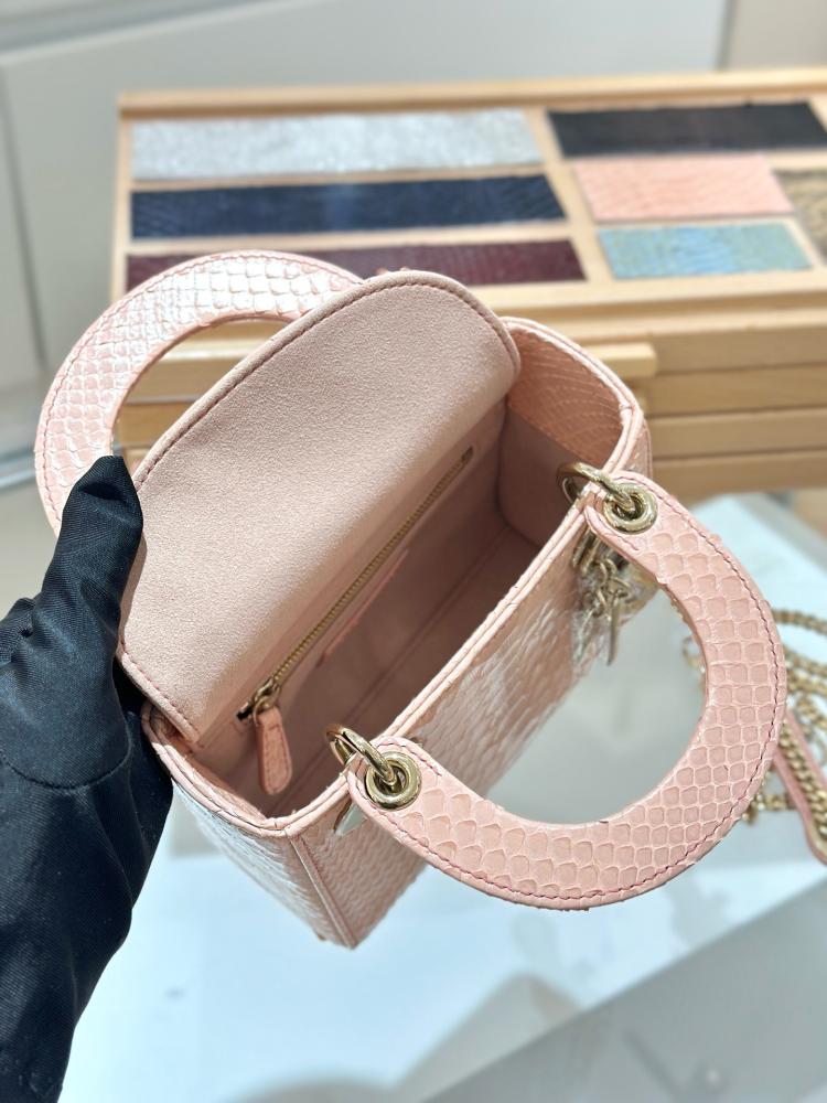 Mini lady dior