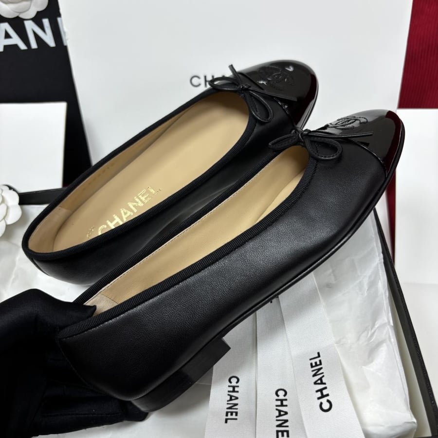 Ballet flat