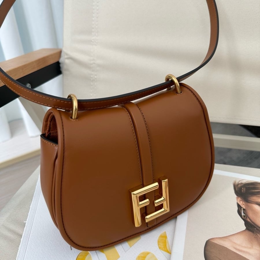 C’mon Mini Brown leather bag