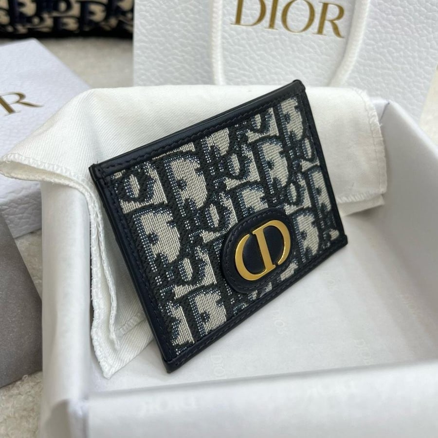 Dior wallet 30 Montaigne card holder